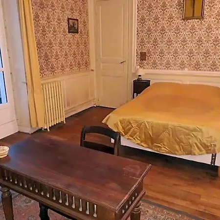 Bed & Breakfast Manoir Des Etrichets 4*